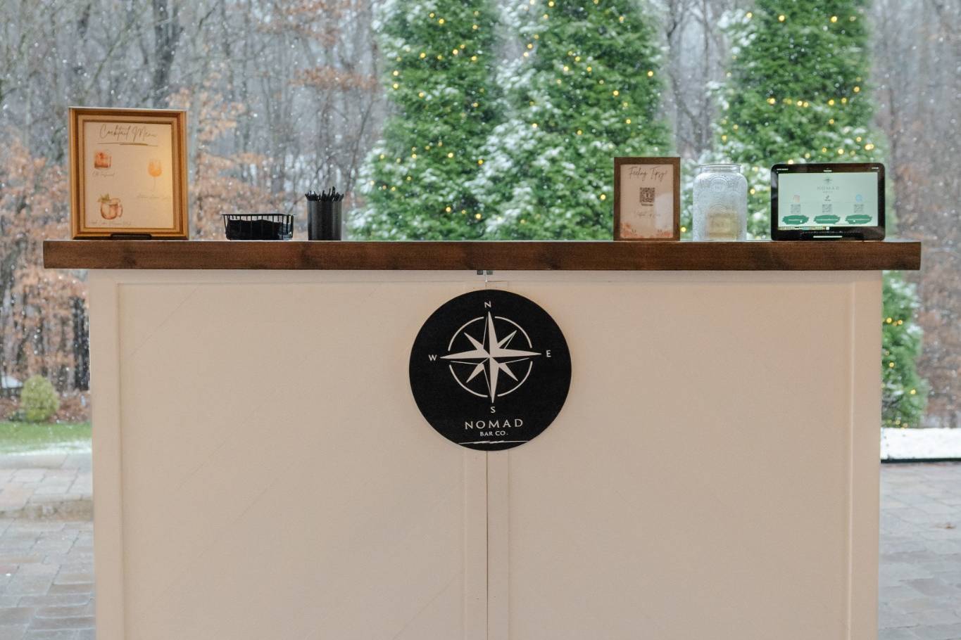 2025XmasStyledShootRubyPhotog-43_horizontal_opt